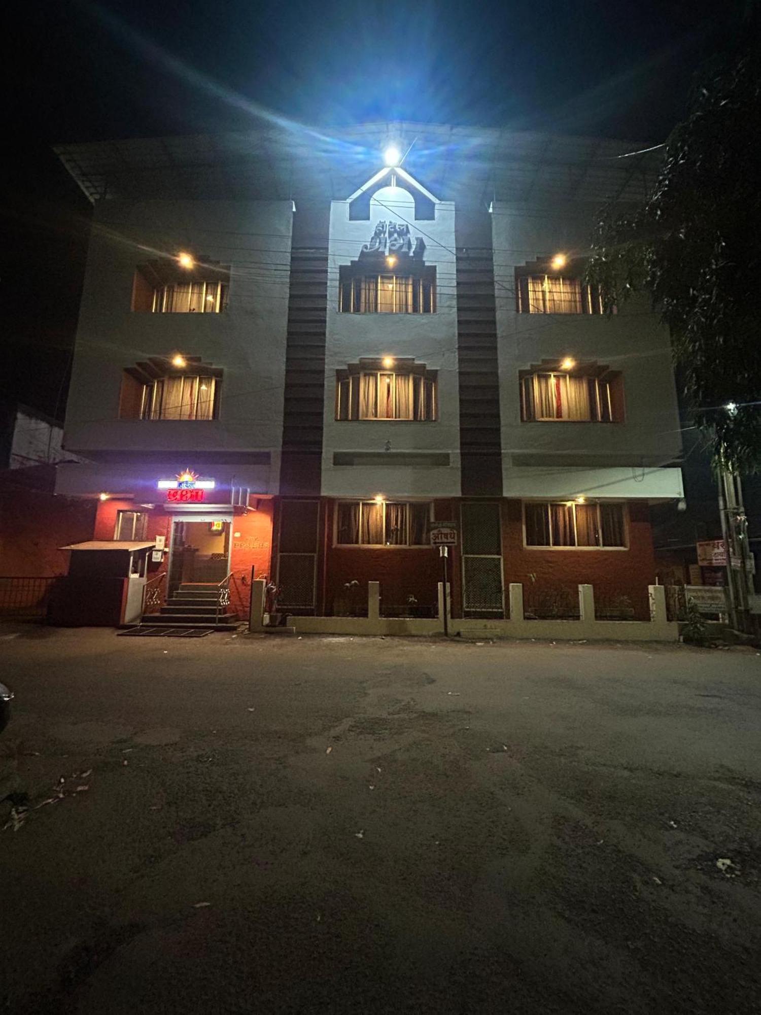 Hotel Prabha Ratnāgiri Dış mekan fotoğraf
